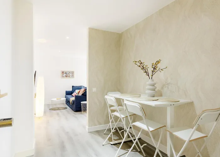 Stylish & Cozy In
