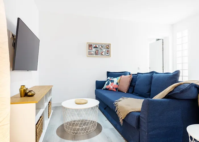 Apartment Stylish & Cozy In *