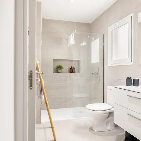 Stylish & Cozy In La Laguna (Tenerife)